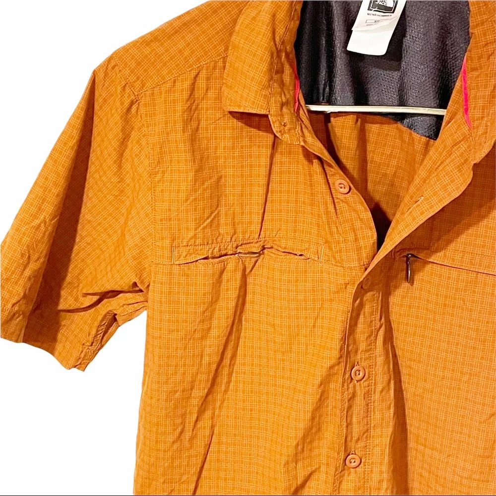 The‎ North Face Mens Small Orange Nylon Short Sleeve Button Front Top